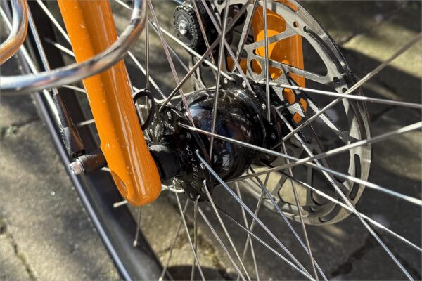 SON 28 disc naafdynamo