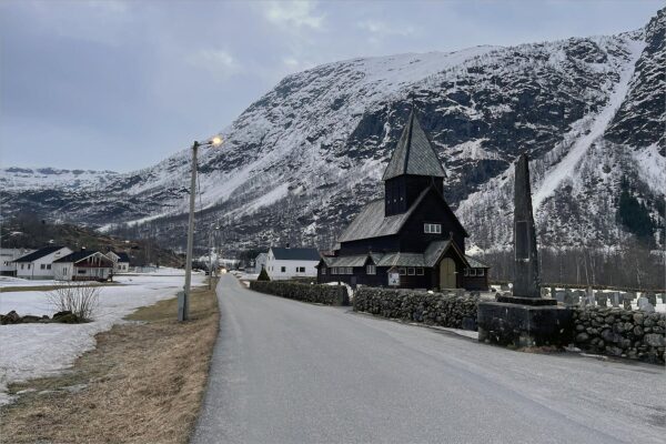 Røldal stavkyrkje